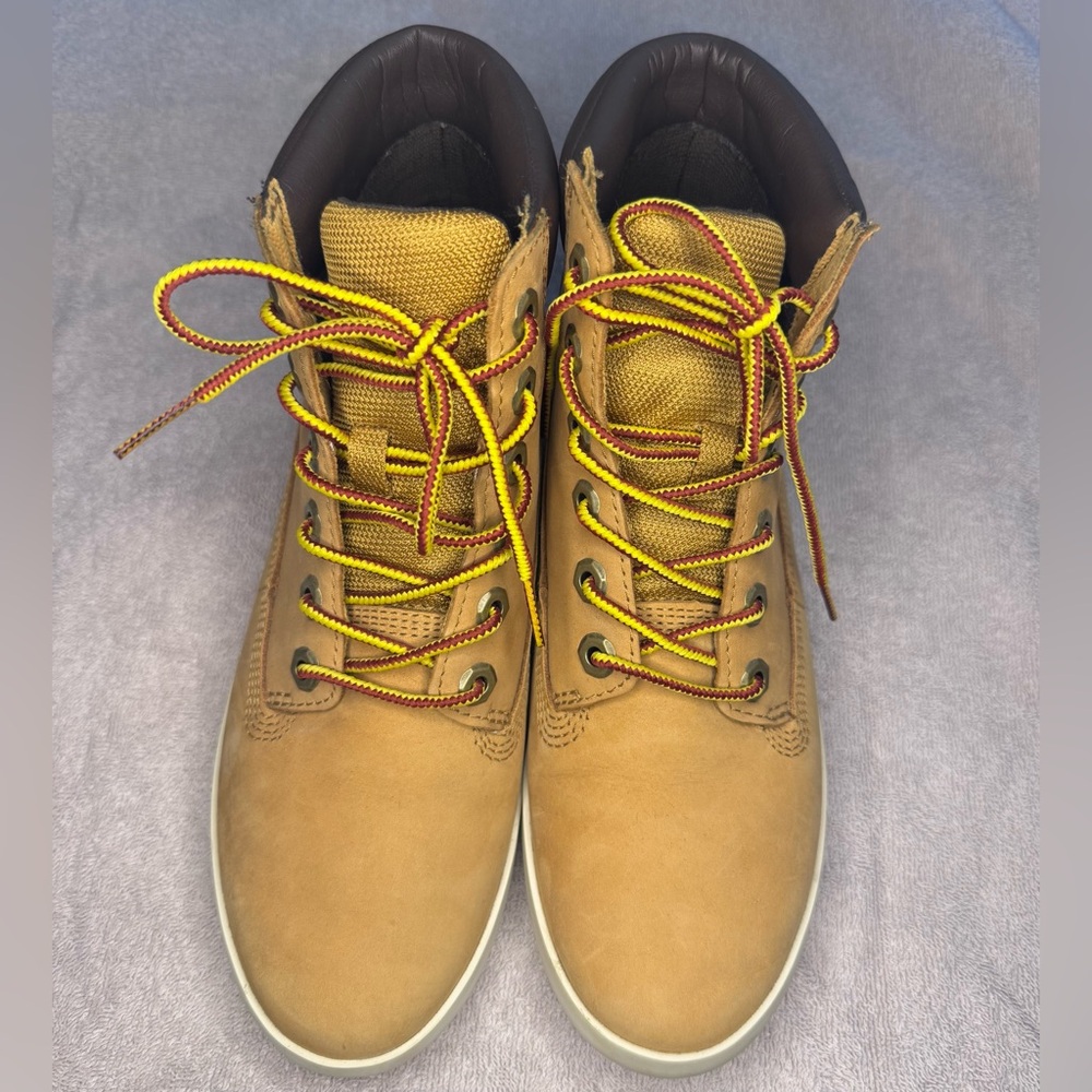 Timberland Tan Lace-Up Boots with Yellow Laces